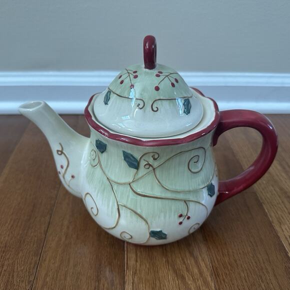 Vintage Pfaltzgraff Pepperberry Holiday Tea Pot & Dessert Plates Hand Painted - Picture 5 of 12